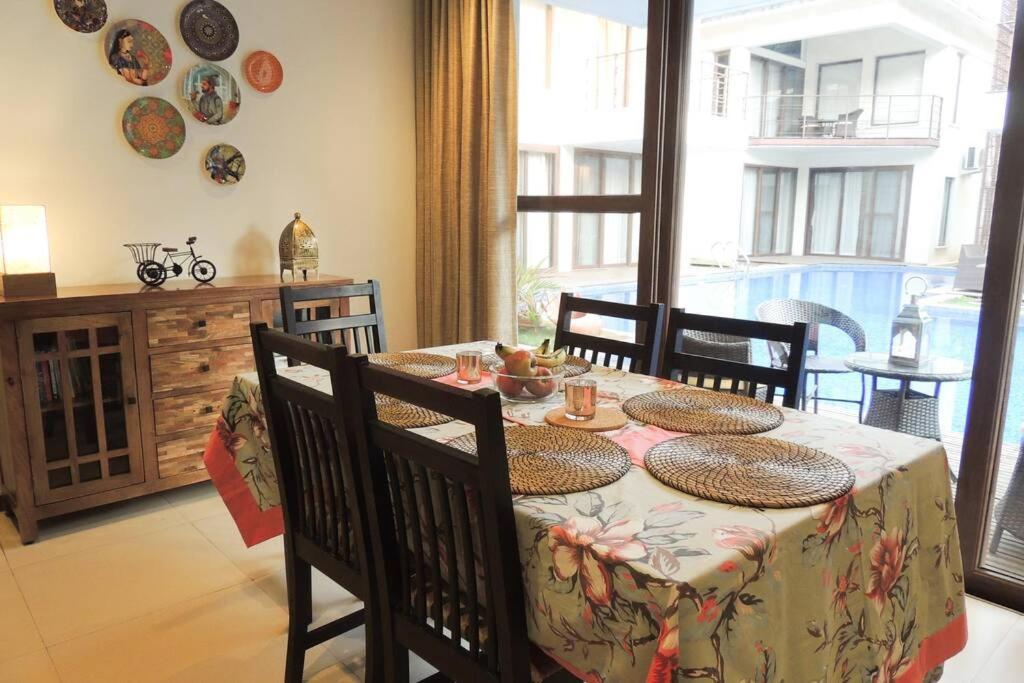 Ochre Villa- Luxury Property In Assagaon / ヴァガトール エクステリア 写真