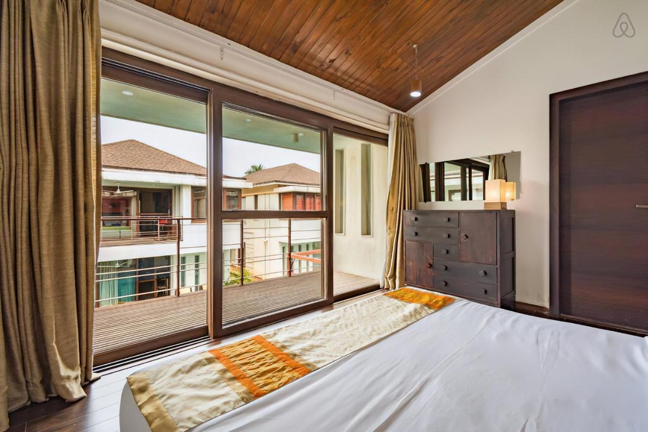 Ochre Villa- Luxury Property In Assagaon / ヴァガトール エクステリア 写真
